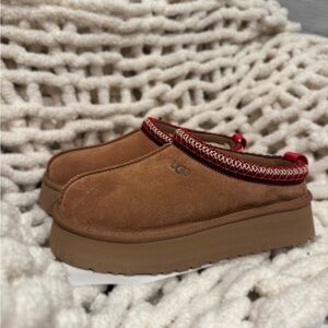 ❤️UGG Platform Slippers❤️